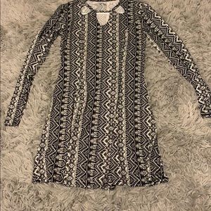 Black ‘ white patterned dress